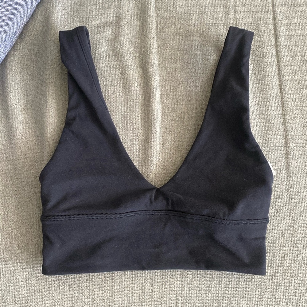 Lululemon Align V-Neck Bra